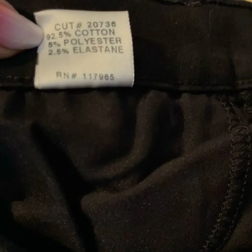 J Brand, black skinny leg jean, size 27